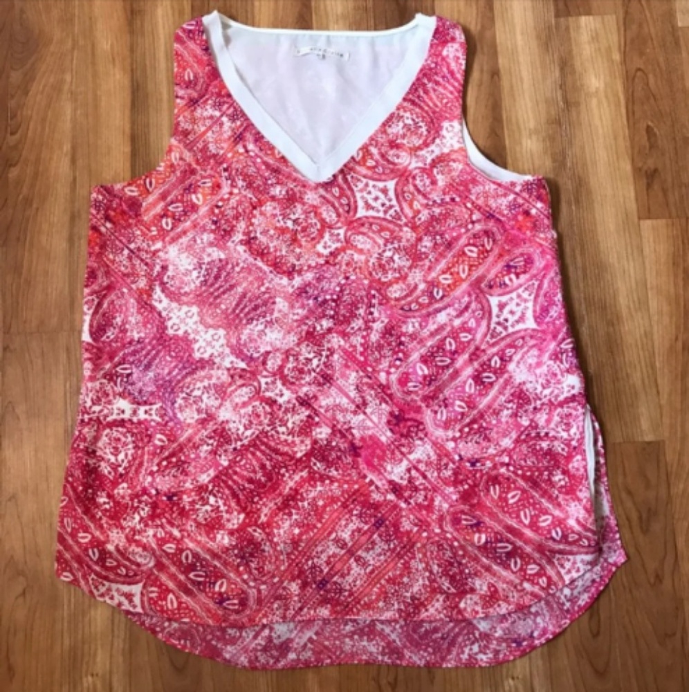 Violet & Claire Sleeveless Top Sz M